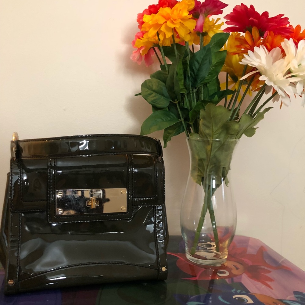 DAkS handbag